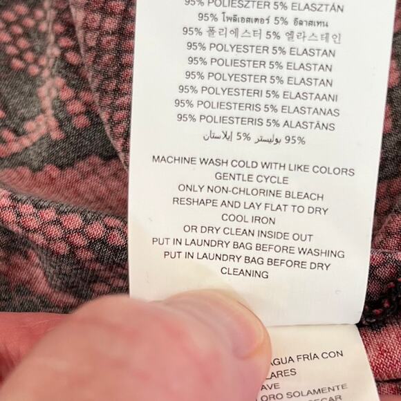 Michael Kors Red Crimson Snakeskin Keyhole Chain Tie Neck Halter Top SM/Med NWT - Picture 13 of 15